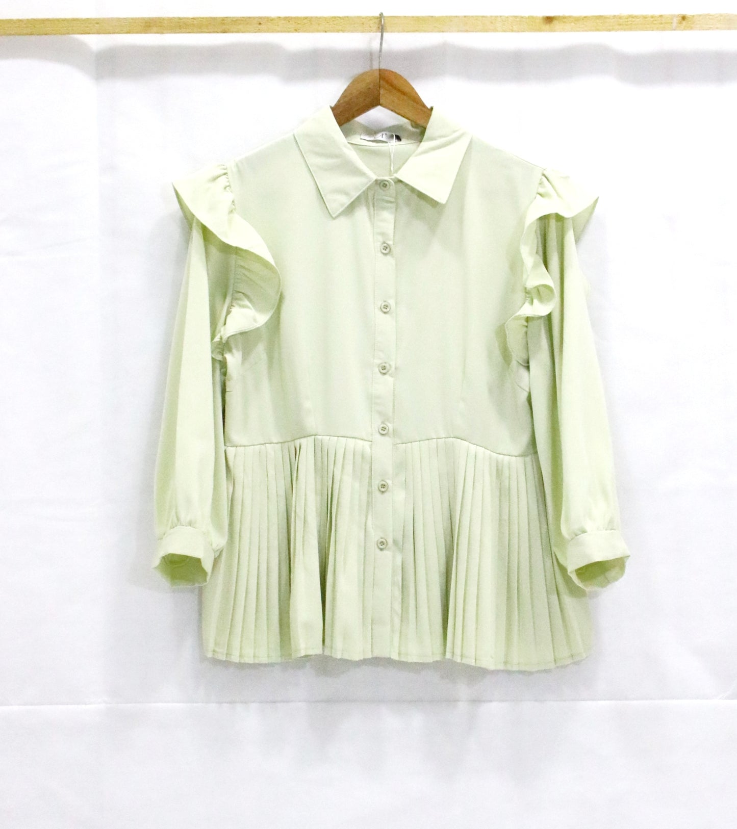 Women Short Top Collar
